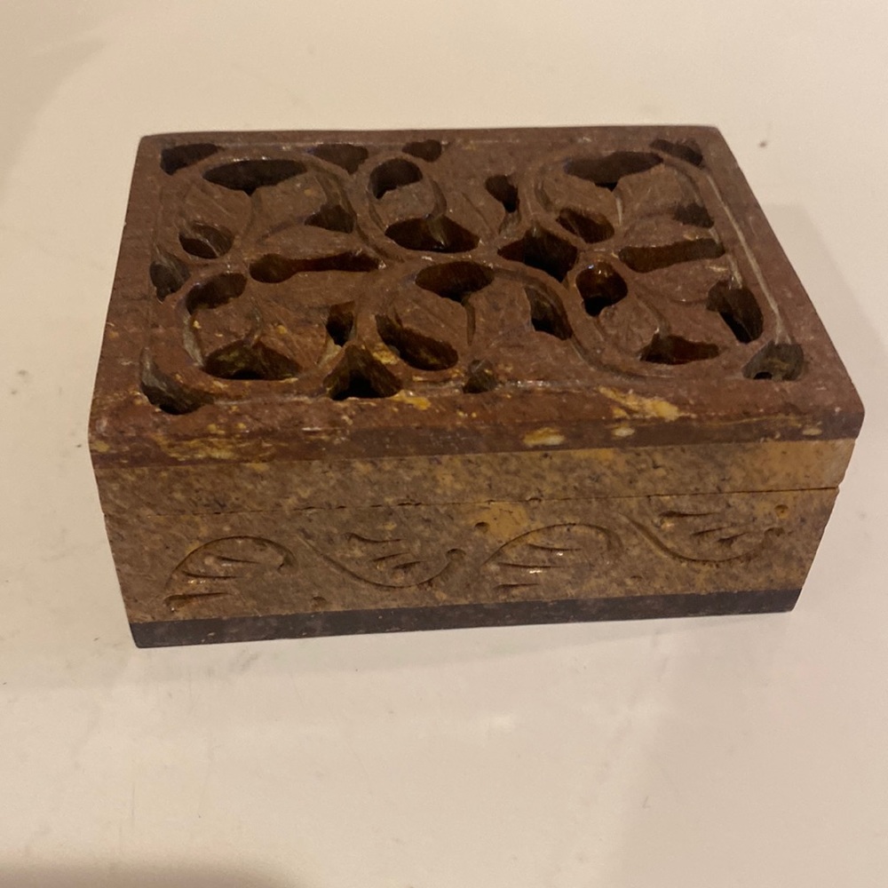 Vintage Hand Carved Stone Trinket Box with Lid 4" x 3"